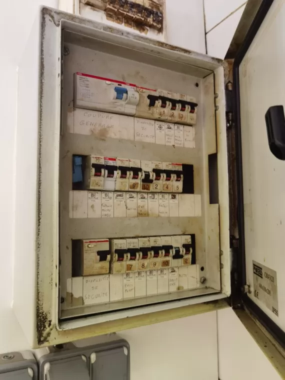 Remise aux normes d'un tableau électrique d'un restaurant à Moissac, Castelsarrasin, GM Elec