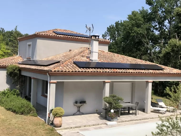 Installation des panneaux photovoltaïques Moissac 
