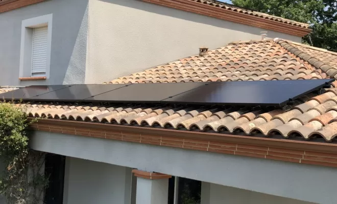 Installation des panneaux photovoltaïques à Moissac 